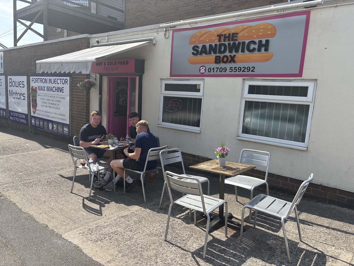 The Sandwich Box · Photos 4